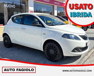 Lancia Ypsilon 1.0 FireFly S&S Hybrid Ecochic Silv