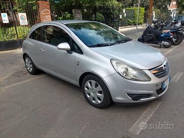 Opel Corsa 1.2 80CV 3 porte GPL-TECH Edition gomme