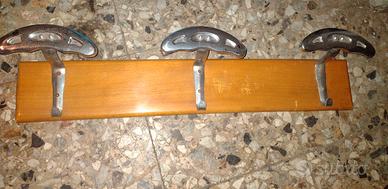 Appendiabiti mai usati, da scorte d'epoca anni'70 