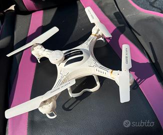 🚁 Drone Quadricottero Explorer (Senza Batteria) –