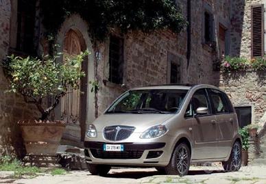 Lancia Musa I 2004 1.9 mjt Oro
