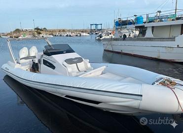 Gommone PANAMERA PY10 open + 2 motori HONDA 350