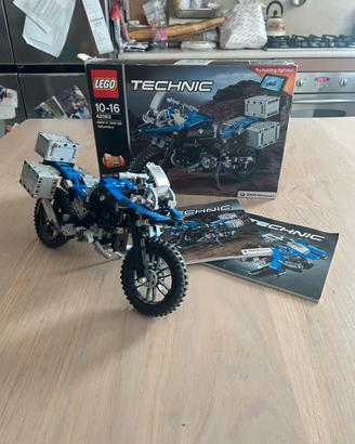 Lego Technic Set 42063, BMW  R 1200 Gs Adventure