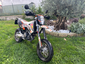 Ktm 690 SMC
