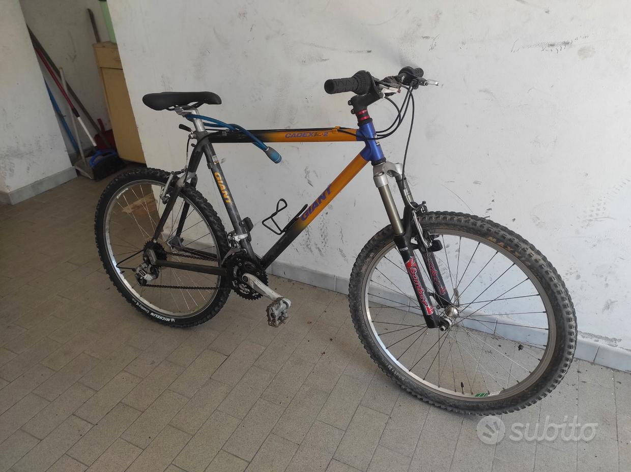 Forcella Marzocchi Bomber DJ 26 A 100 Grip 20x110 mm av37