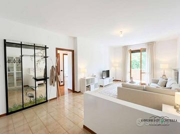 Appartamento di 105 m² con 4 locali e box auto dop