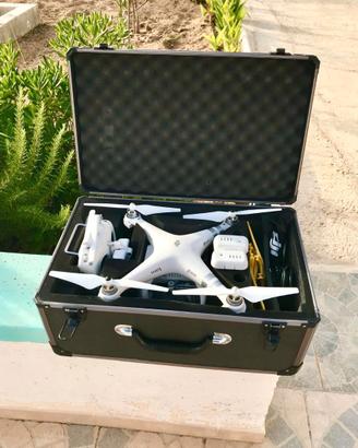 DJI Phantom 3 Advanced + 2 Batterie + Valigia Rigi