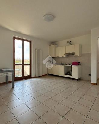 2 LOCALI A AGNADELLO
