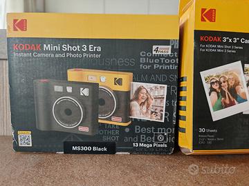 Fotocamera istantanea 