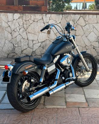 Harley davidson dyna street bob 1584 2010