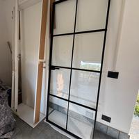 Porta a vetri e alluminio