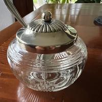 Zuccheriera o formaggera