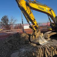Escavatore New Holland E215C