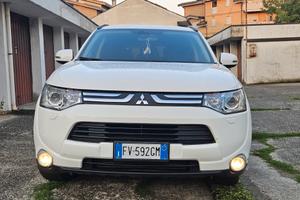 MITSUBISHI Outlander 3ª serie - 2014