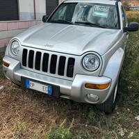Jeep Cherokee 2.5 CRD – 2004