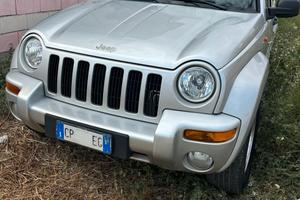 Jeep Cherokee 2.5 CRD – 2004