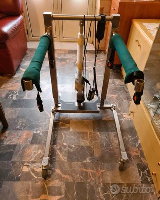 Sollevatore elettrico disabili