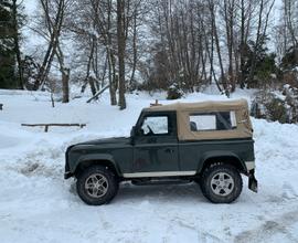 Land Rover Defender 90 Soft Top Pick Up