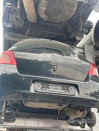 Portellone toyota yaris