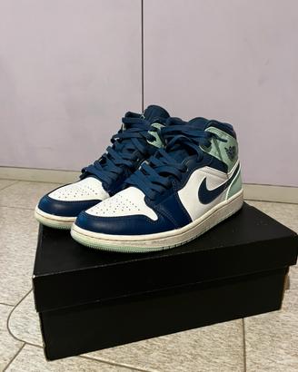 Jordan 1 Mid Mystic Navy Mint