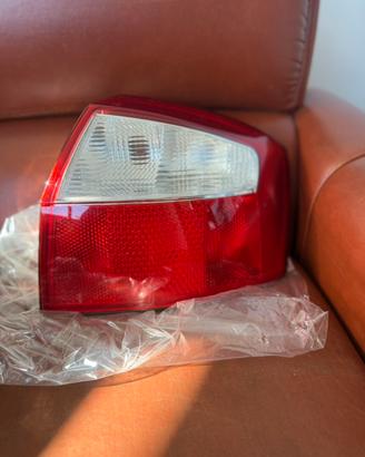Fanale post destra Audi A4