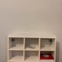 Coppia di mensole con cubi