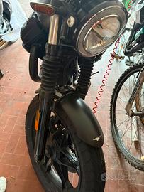 Moto Guzzi V7 III stone
