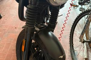 Moto Guzzi V7 III stone
