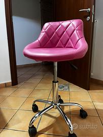 sedia con rotelle fucsia