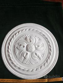 Rosone in gesso bianco dia. 39 cm