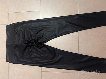 Leggins in pelle