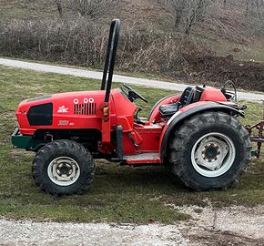 Trattore goldoni 3050