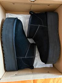 UGG PLATFORM ULTRA MINI neri