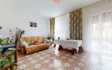 APPARTAMENTO CON 2 CAMERE MATRIMONIALI E GARAGE
