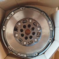 Volano Luk cod. 415045610 per Opel e Suzuki