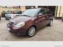 lancia-ypsilon-1-2-oro-ok-neopatentati