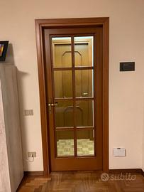 Porte interne in legno complete di telaio