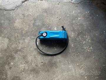 pompa bicicletta a pedale