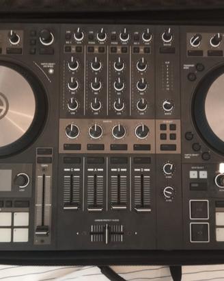 Traktor Kontrol S4 MK3