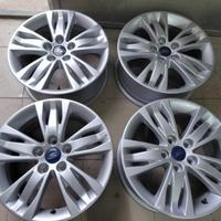 Cerchi in lega da 16 pollici per Ford focus