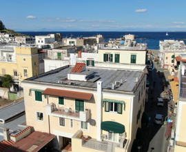 Ischia Porto centro mare casa settembre