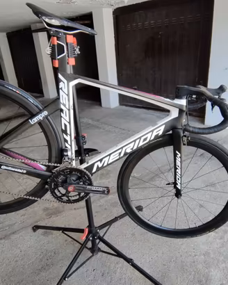 Merida Reacto Team 52 Dura-Ace Di2 11v Rotor 2INpo