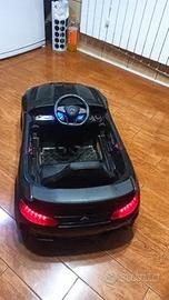 Auto elettrica Mercedes