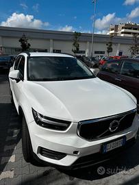 Volvo xc40 2022 benzina, 73000km 18500€