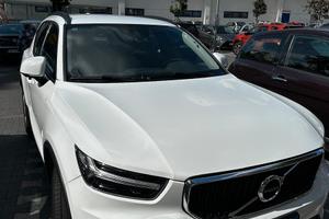 Volvo xc40 2022 benzina, 73000km 18500€