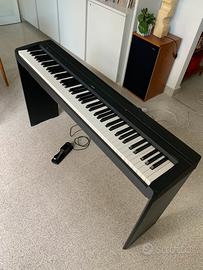 Yamaha  pianoforte P45 tasti pesati con mobile