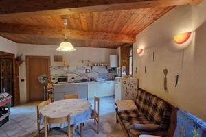 Lago d'Orta collinare località Bassola Casa autono