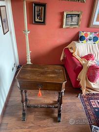 Tavolo postazione sarta