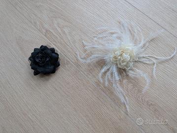 Coppia di spille a fiore Vintage Chic