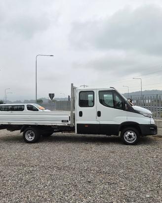 IVECO DAILY 7 POSTI GEMELLATO 